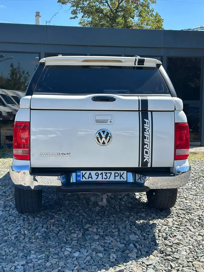 Volkswagen Amarok 2012 (Фольксваген Амарок) — фото 18 з 23