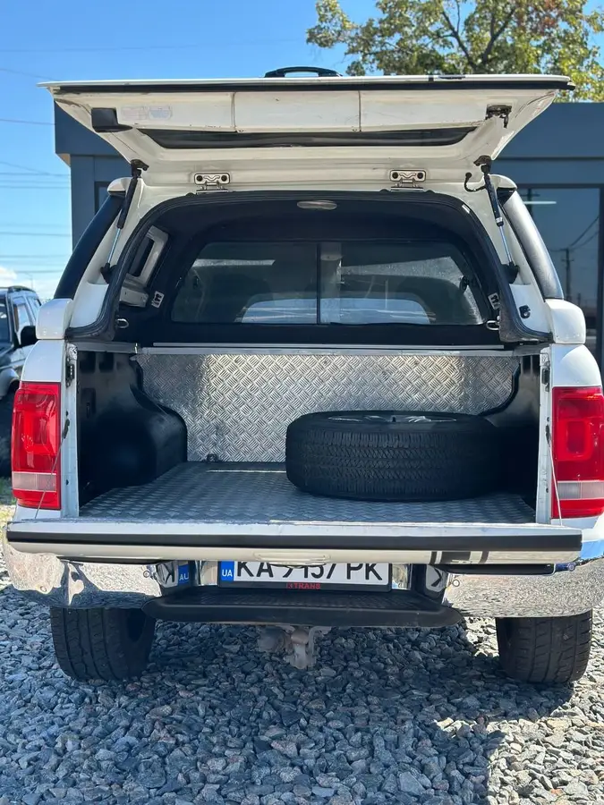 Volkswagen Amarok 2012 (Фольксваген Амарок) — фото 20 з 23