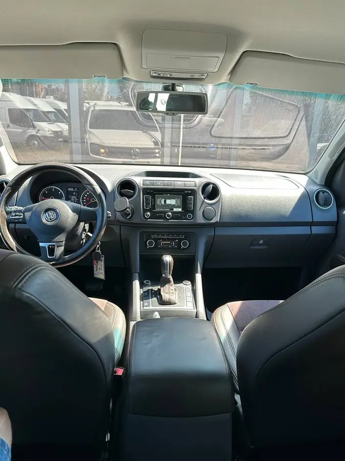 Volkswagen Amarok 2012 (Фольксваген Амарок) — фото 10 з 23