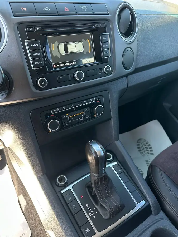 Volkswagen Amarok 2012 (Фольксваген Амарок) — фото 8 з 23