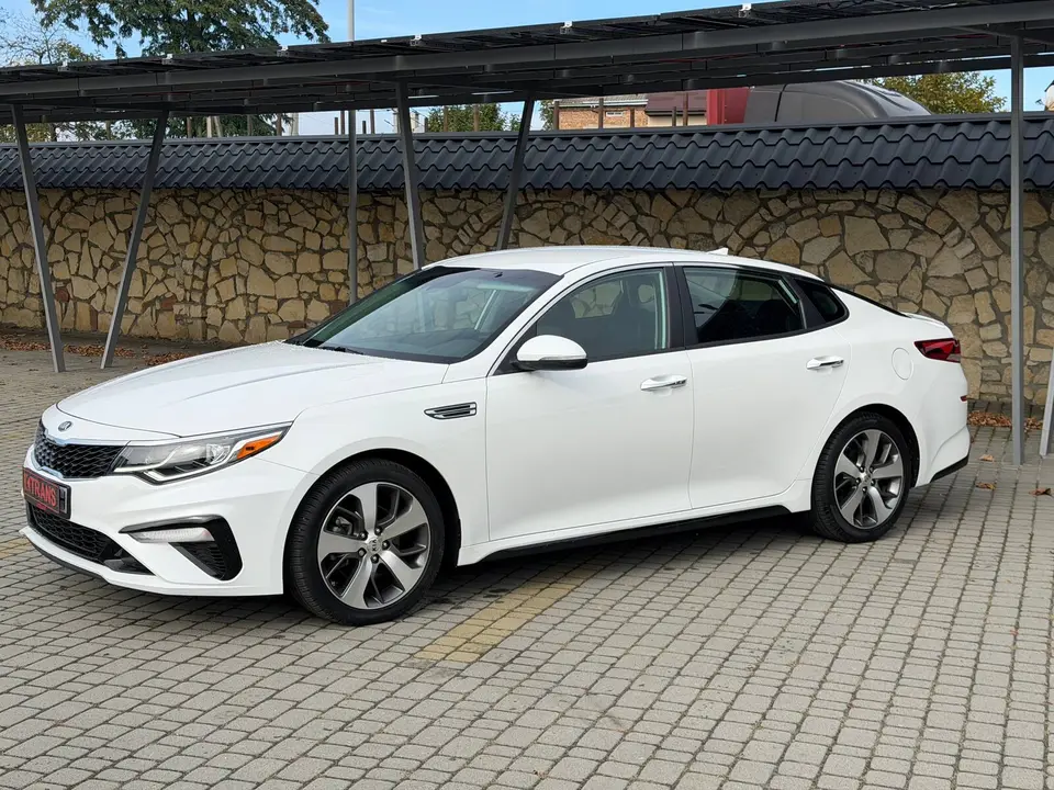 Kia Optima 2019 з парку оренди KTRANS