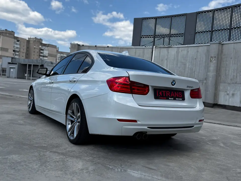BMW 3 Series 328i 2013 з парку оренди KTRANS