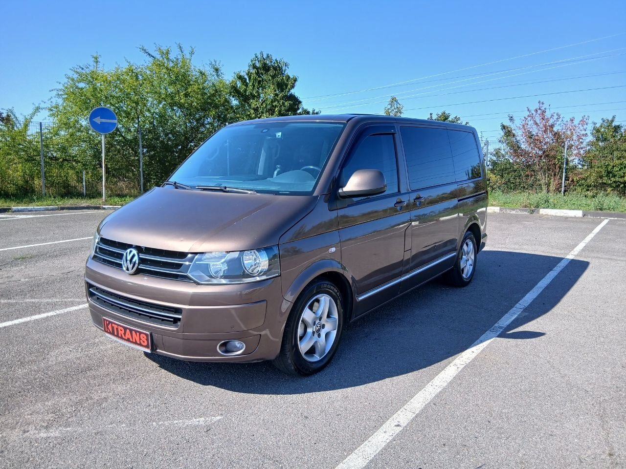Volkswagen Multivan 2010 з парку оренди KTRANS