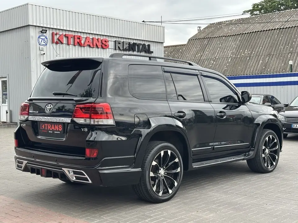 Toyota Land Cruiser 2007 из парка аренды KTRANS