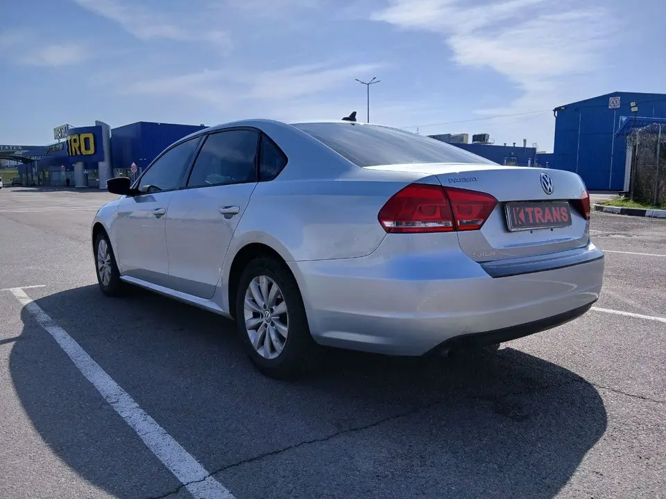 Volkswagen Passat 2014 з парку оренди KTRANS