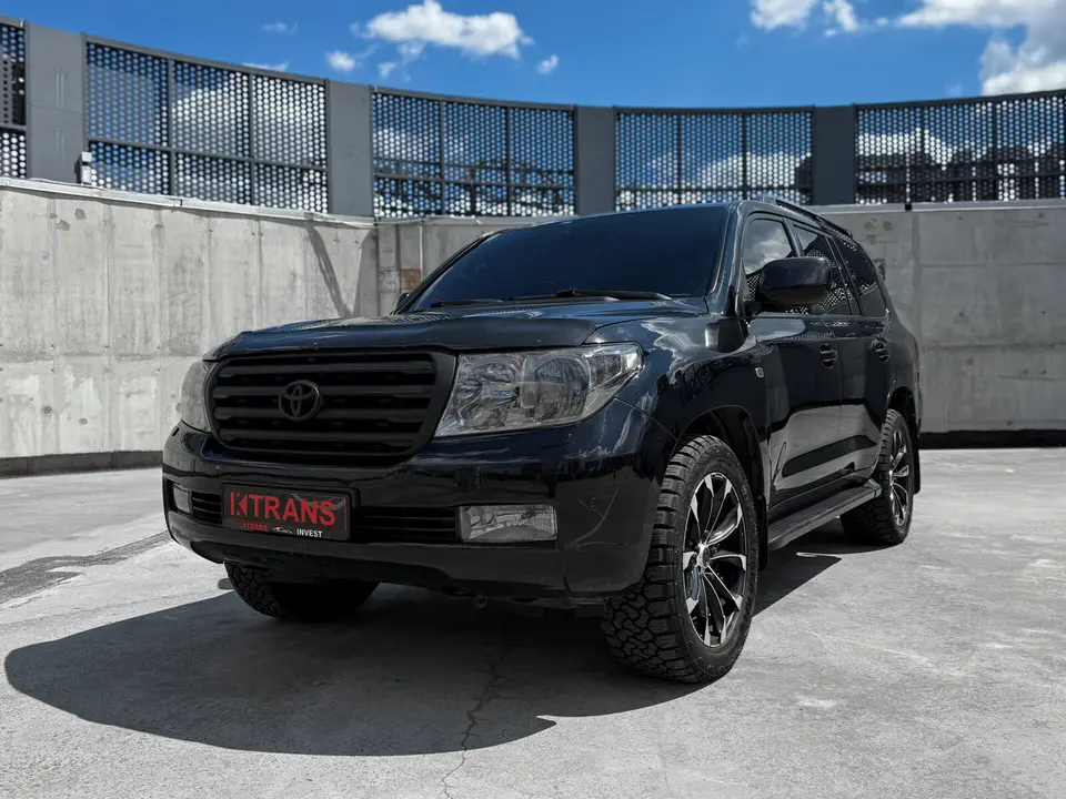 Toyota Land Cruiser 200 2007 з парку оренди KTRANS