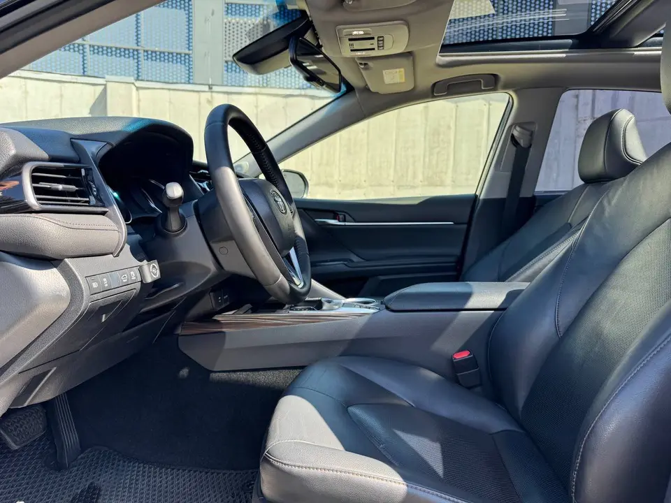 Toyota Camry 70 2018 из парка аренды KTRANS