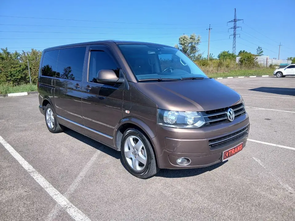 Volkswagen Multivan 2010 з парку оренди KTRANS