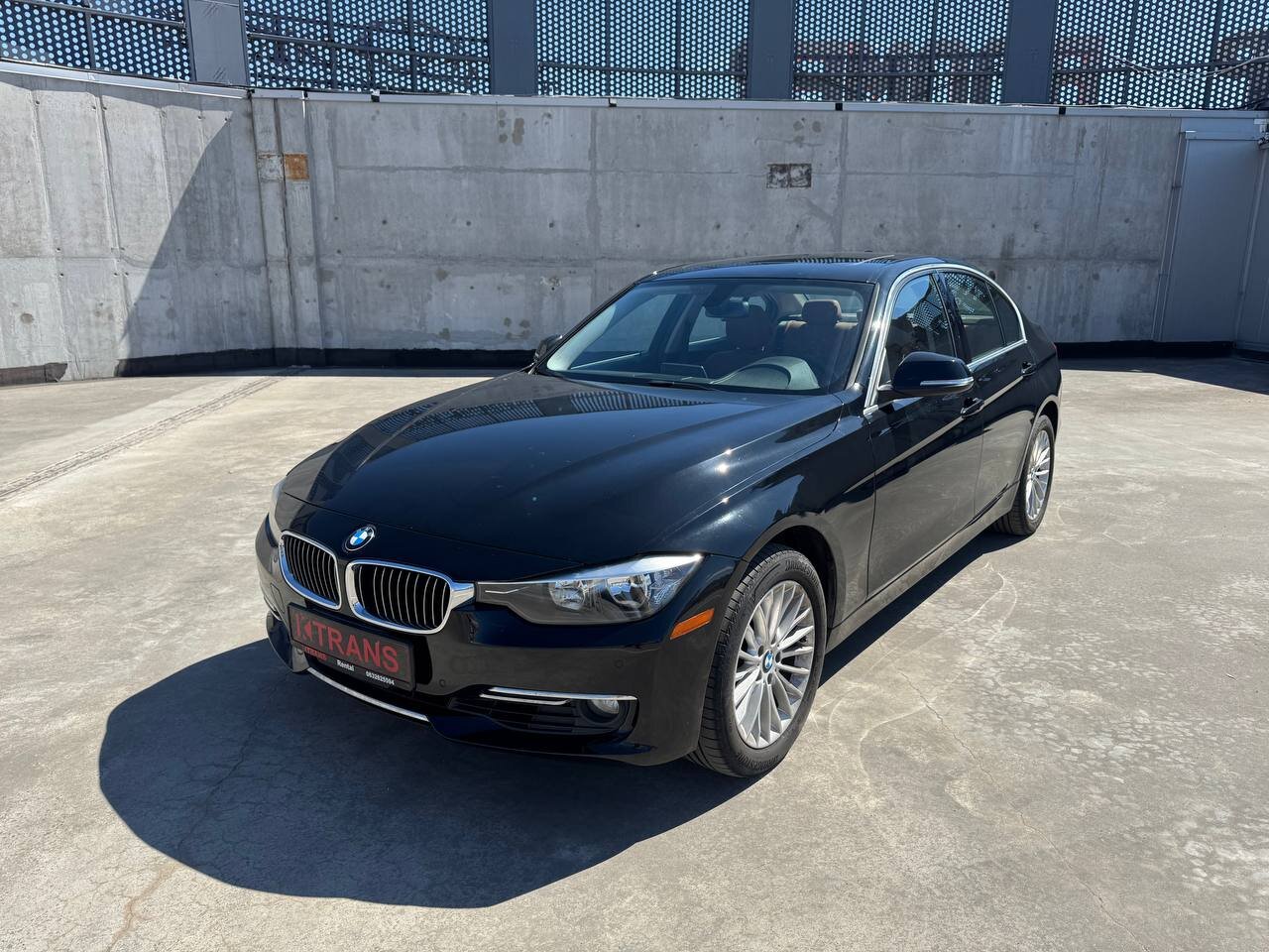 BMW 3 Series 328i 2015 з парку оренди KTRANS