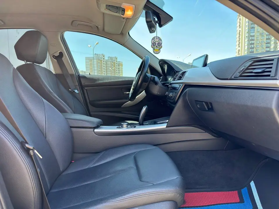 BMW 3 Series 320d 2012 з парку оренди KTRANS