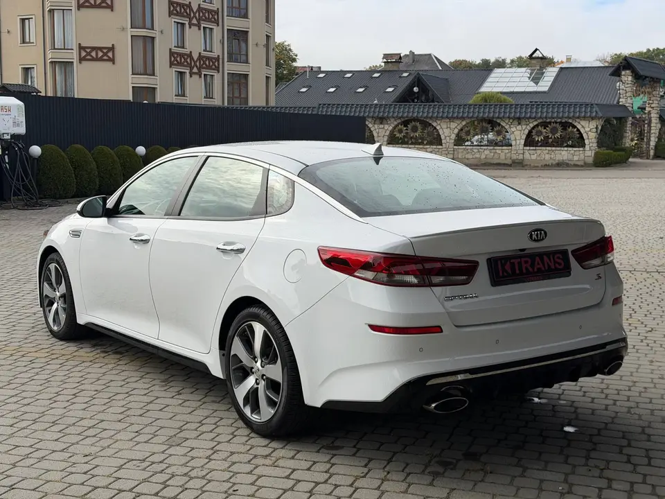 Kia Optima 2019 з парку оренди KTRANS