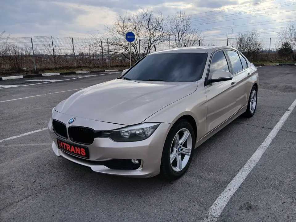 BMW 328 2013 (бежевий) з парку оренди KTRANS