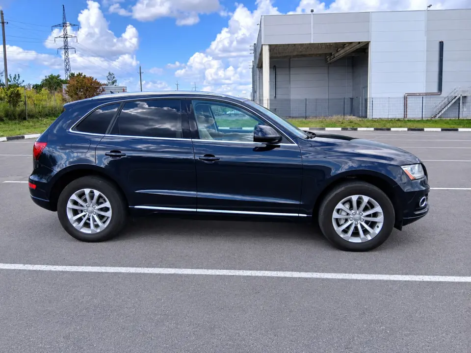 Audi Q5 2014 з парку оренди KTRANS