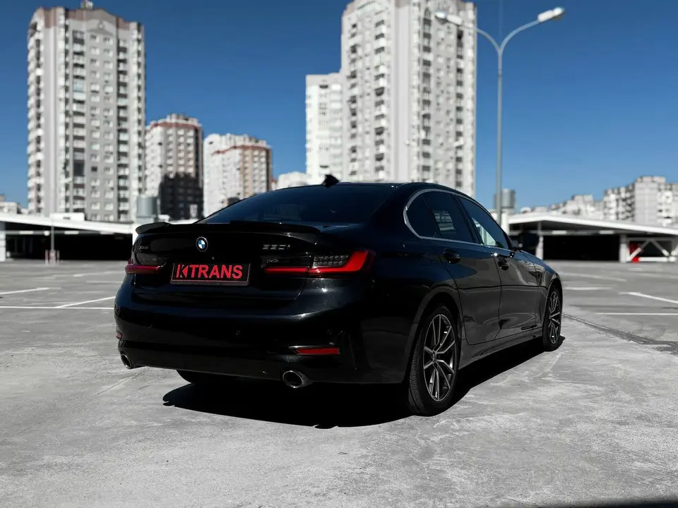 BMW 3 Series 330i 2019 з парку оренди KTRANS