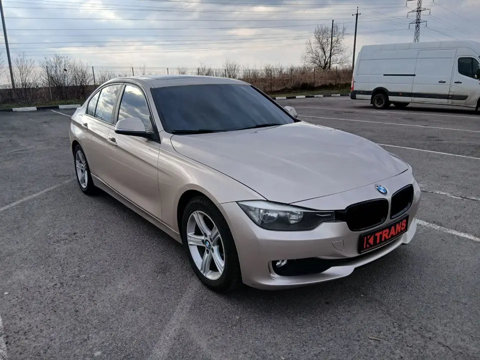 BMW 328 2013 (бежевий) з парку оренди KTRANS
