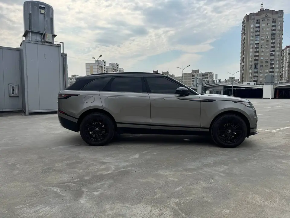 Range Rover Velar 2019 (grey) from the KTRANS rental fleet