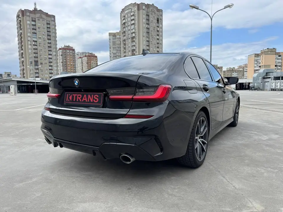 BMW 330i 2019 з парку оренди KTRANS