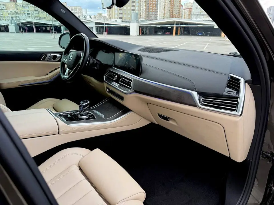 BMW X5 G05 2019 (сірий) з парку оренди KTRANS